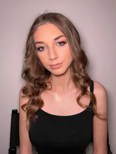 Makeup Point Olivia Szarejko